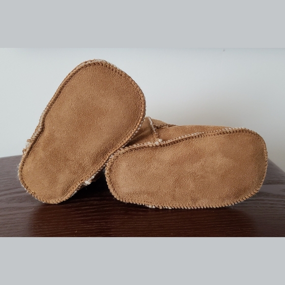 Lamo Baby Suede Boots - Picture 5 of 6